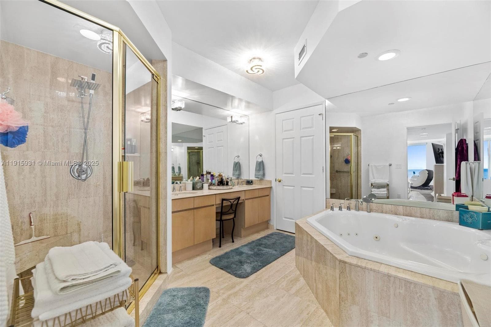 18671 Collins Ave 1902 photo 19
