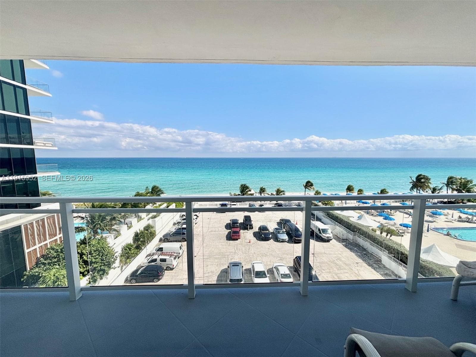2030 S Ocean Dr 521 photo 1