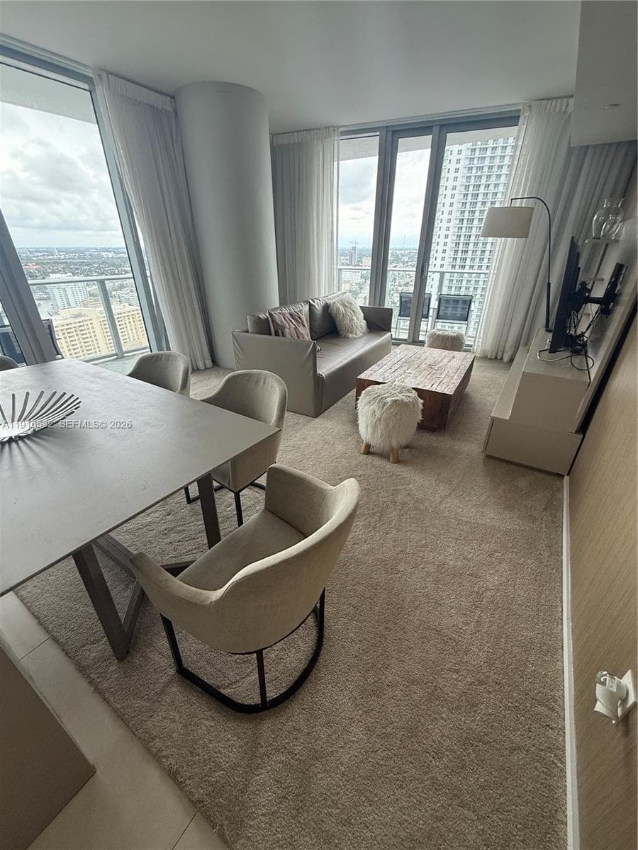 4111 Ocean Dr 2711 photo 11