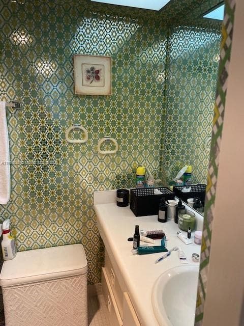 301 174th St 1605 photo 3