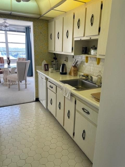 301 174th St 1605 photo 25