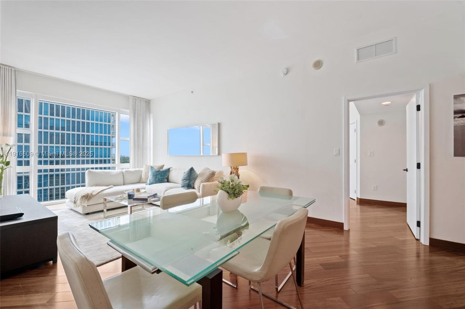 6801 Collins Ave PH06 photo 7