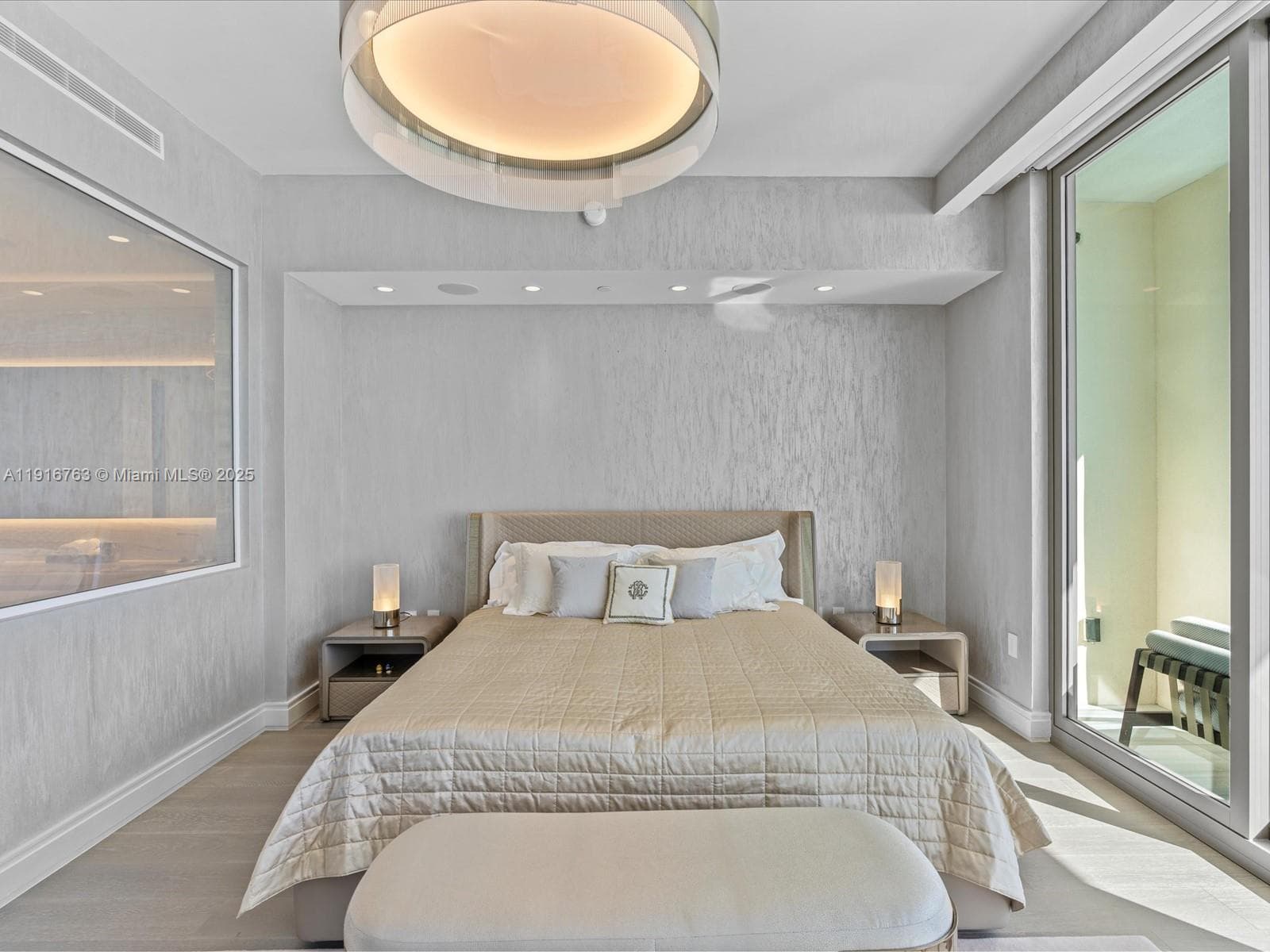 17901 Collins Ave 2602 photo 20