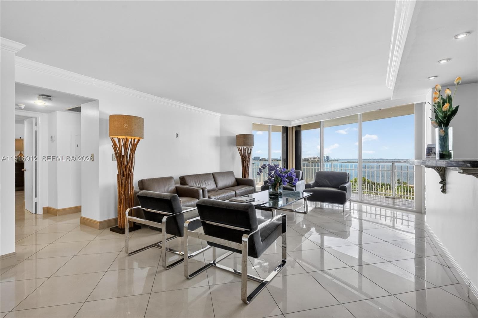 4000 Towerside Ter 1612 photo 2