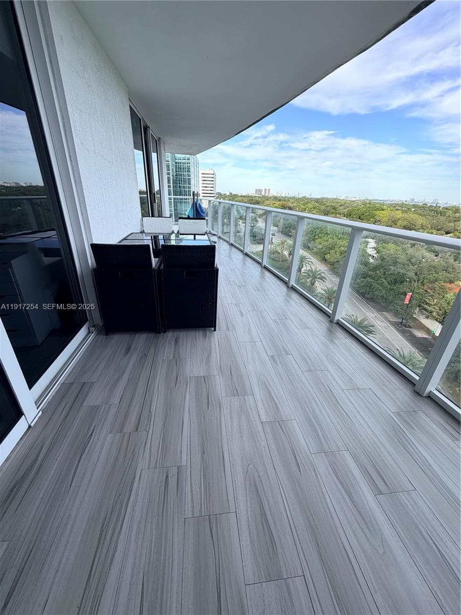 4250 Biscayne Blvd 902 photo 5