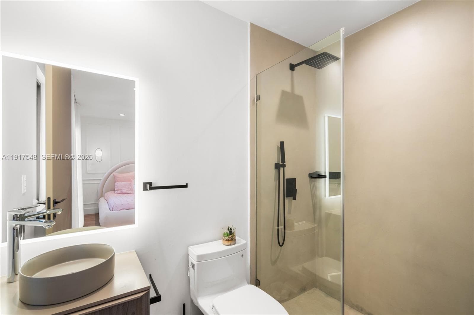 710 Shore Dr photo 24