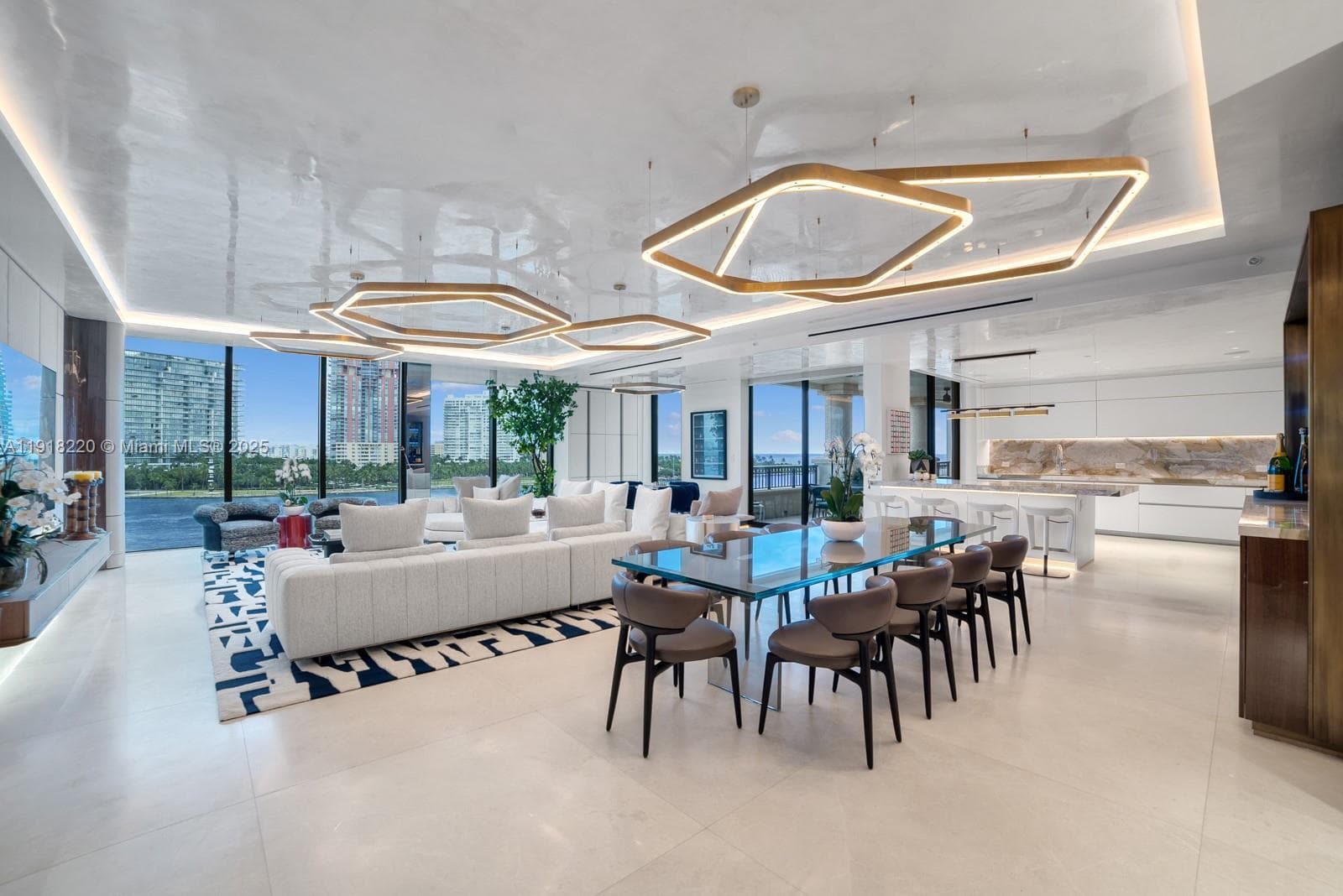 6800 Fisher Island Dr 6864 photo 6