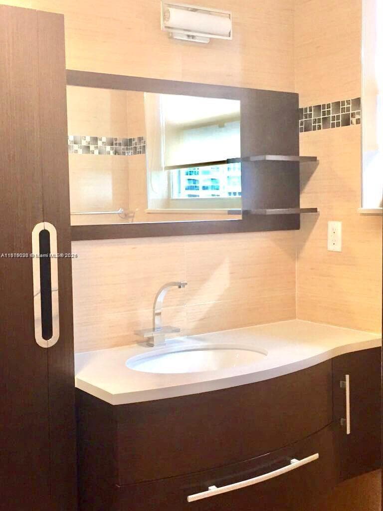 3801 Ocean Dr 15P photo 13
