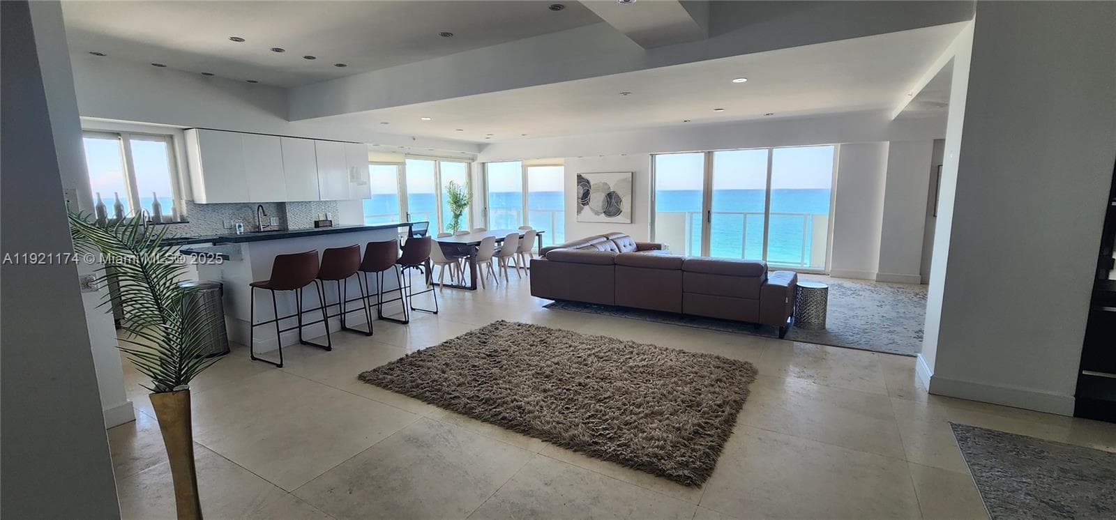 9499 Collins Avenue PH-02 photo 10