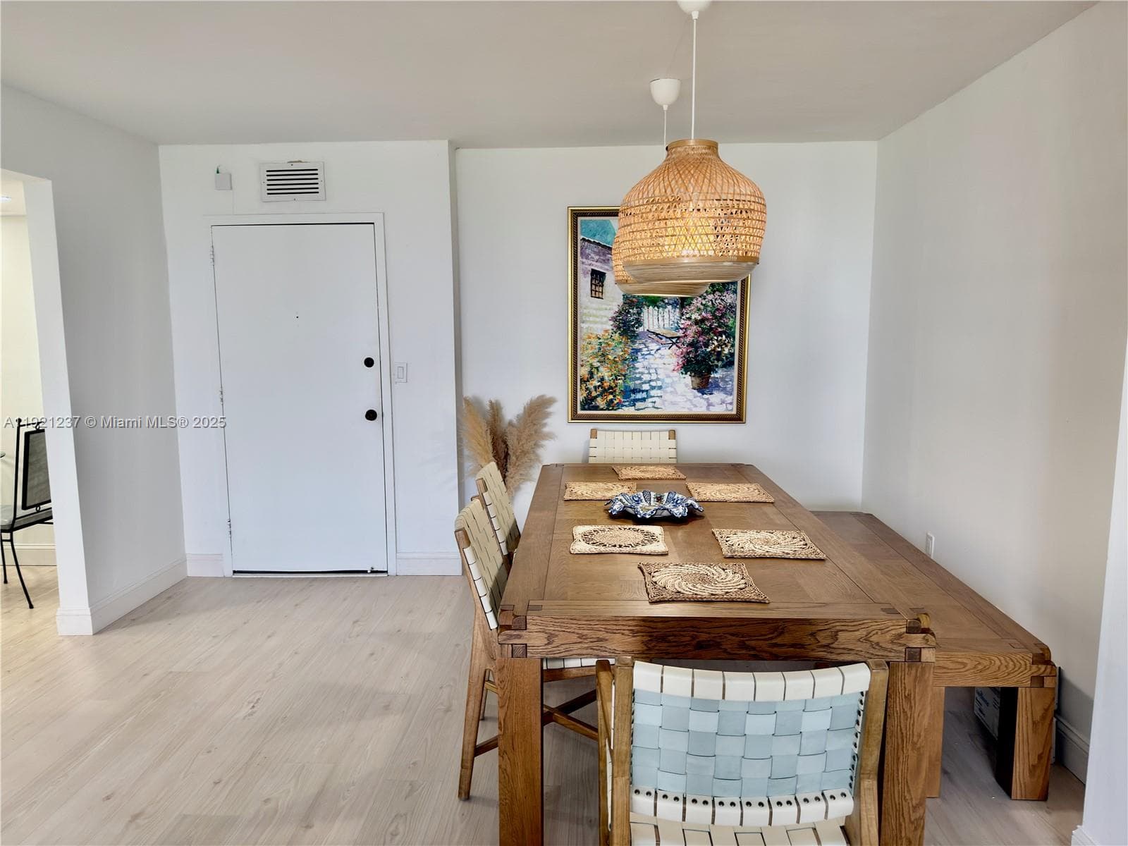 3140 S Ocean Dr 512 photo 14