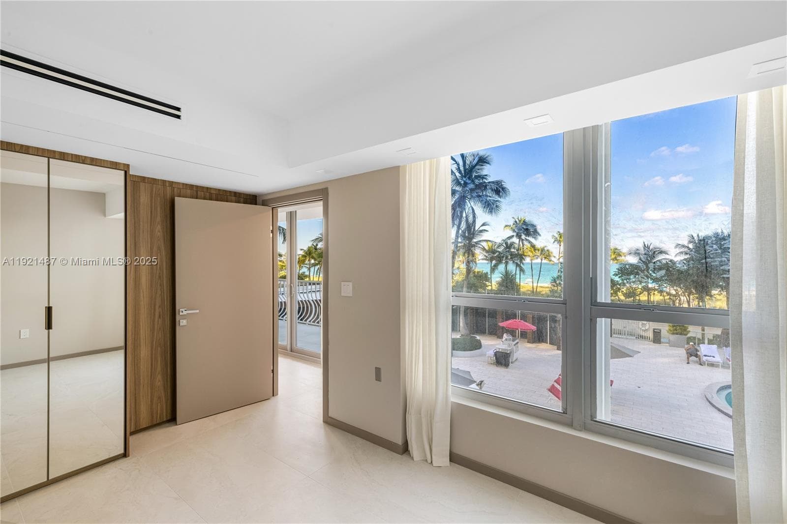 10155 Collins Ave 202 photo 12