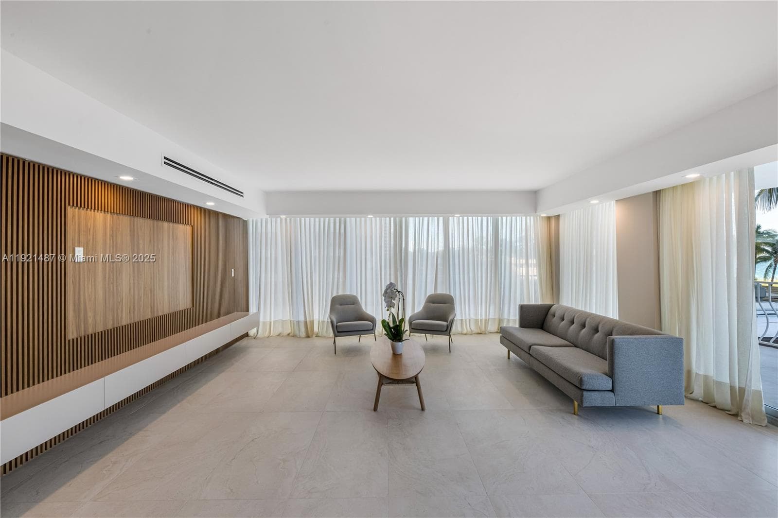 10155 Collins Ave 202 photo 15