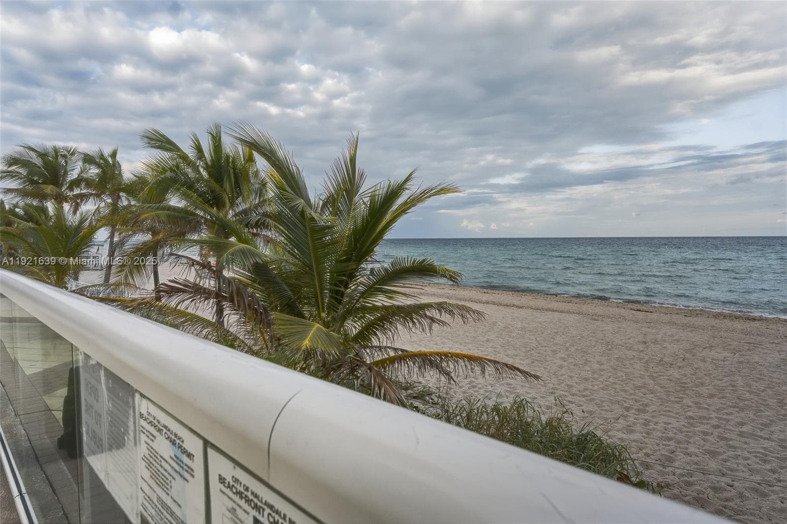 2030 Ocean Dr 1810 photo 18