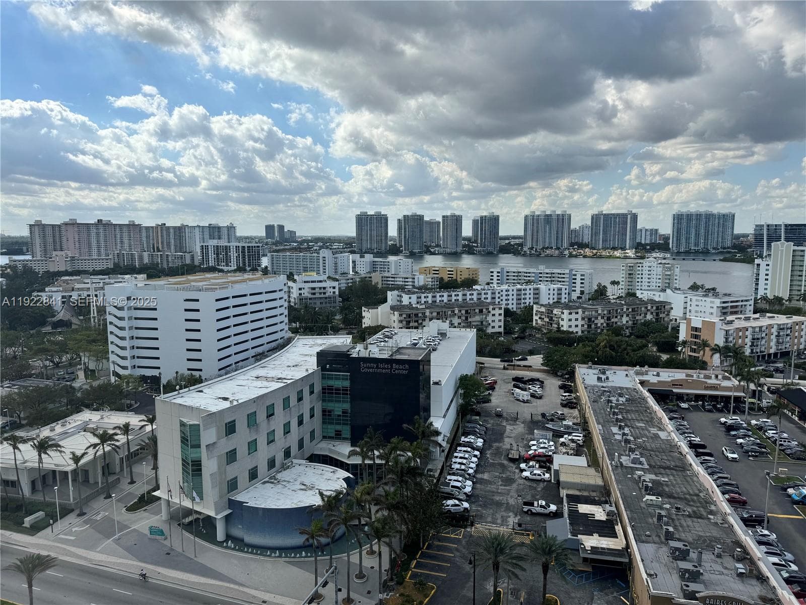 18001 Collins Ave 717 photo 18