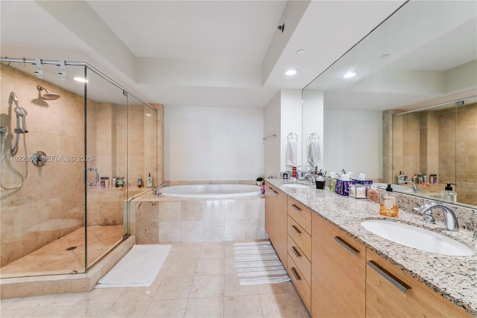 1830 Ocean Dr 3002 photo 12