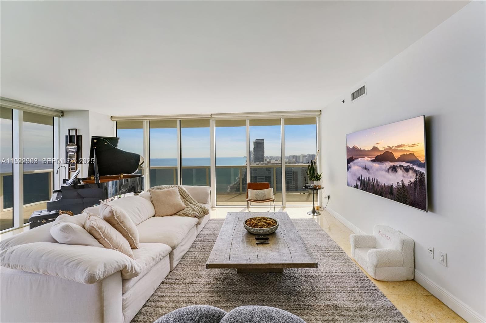 1830 Ocean Dr 3002 photo 8