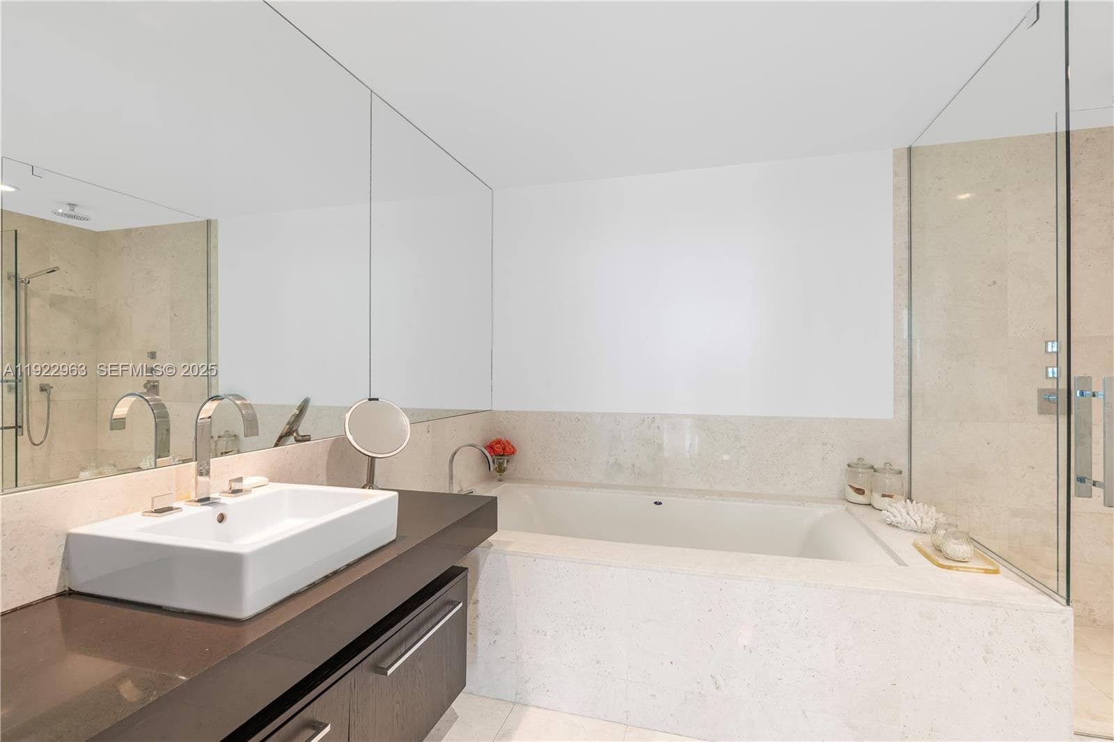 17121 Collins Ave 903 photo 16