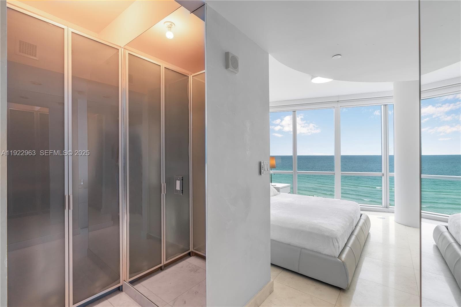 17121 Collins Ave 903 photo 8