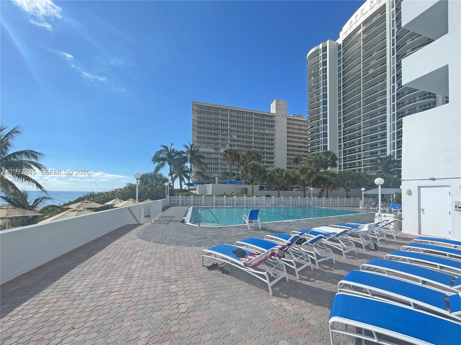 4250 Galt Ocean Dr 3T photo 23