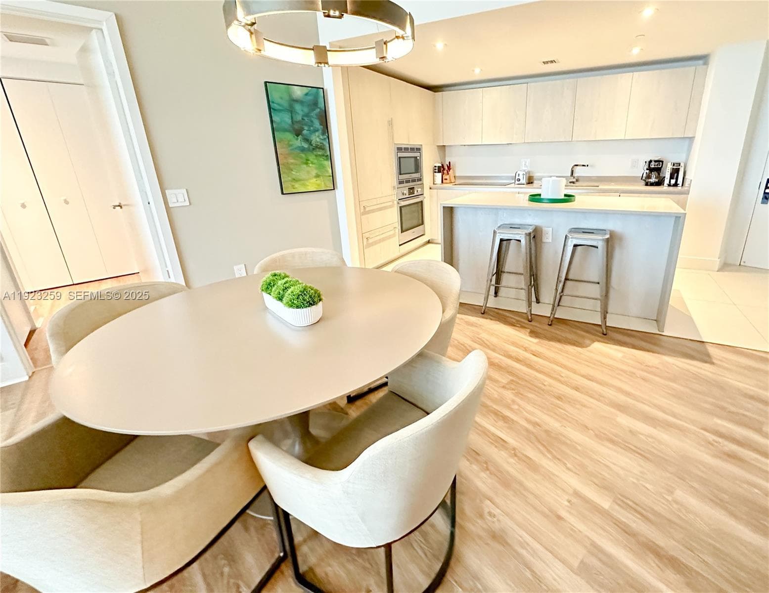 4111 Ocean Dr 2306 photo 7
