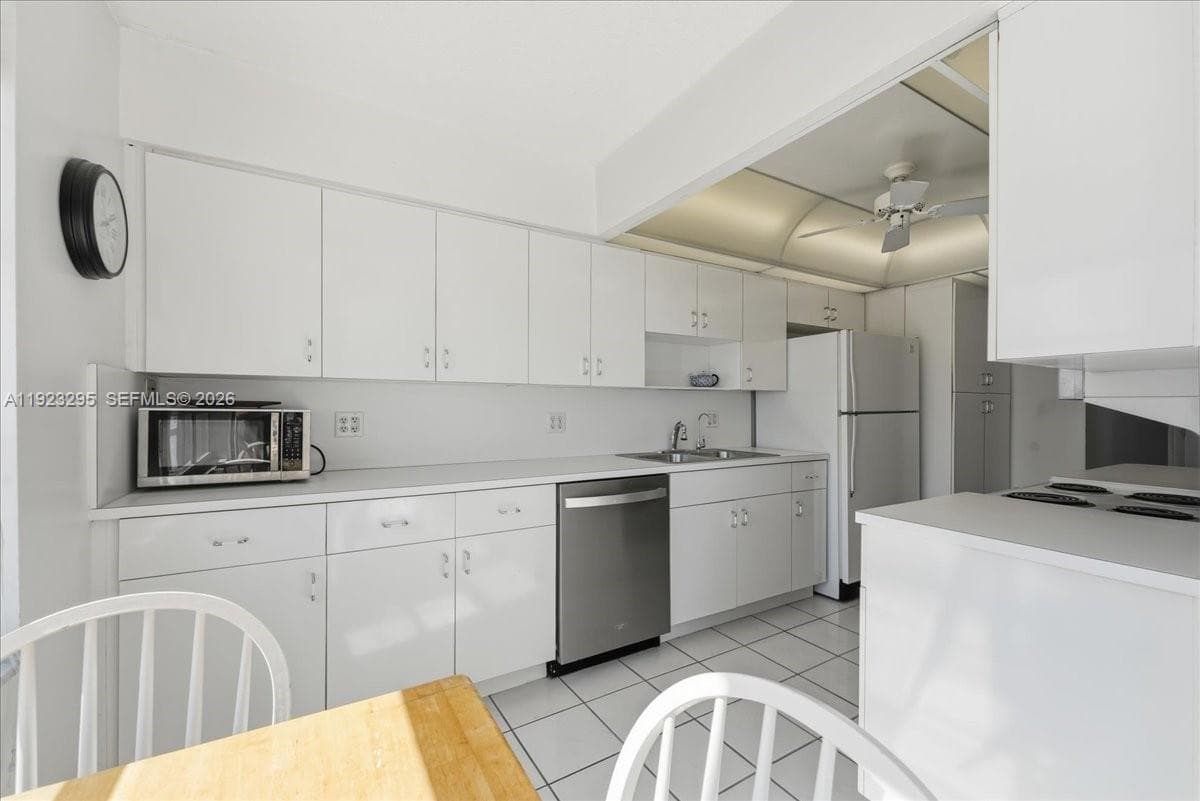 4280 Galt Ocean 12H photo 12