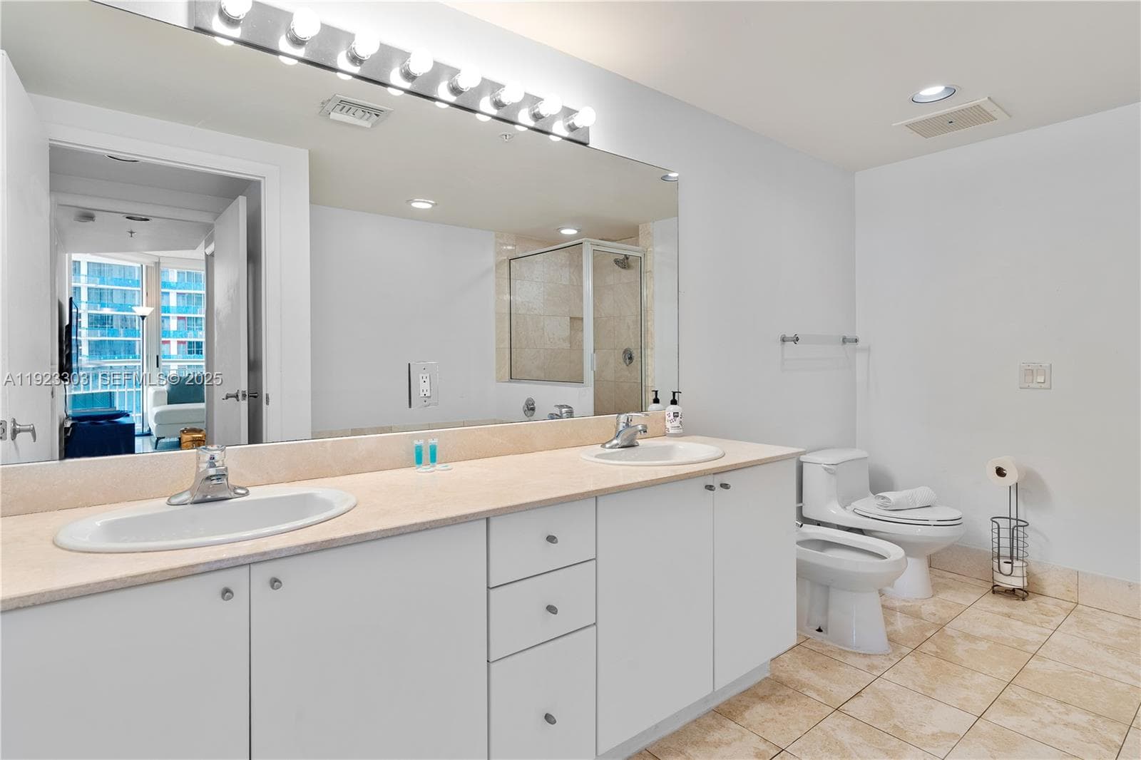 17375 E Collins Ave 1108 photo 16