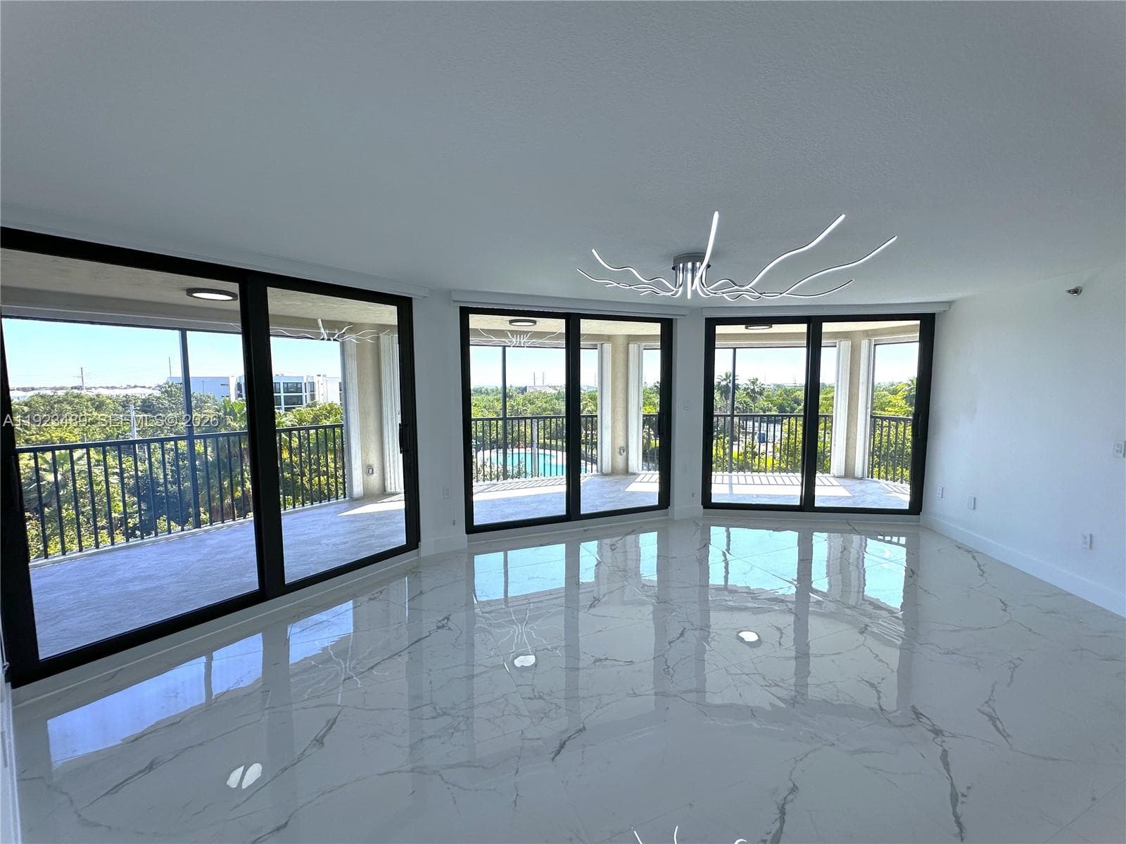 6403 Gulf Of Mexico Blvd 403 photo 14