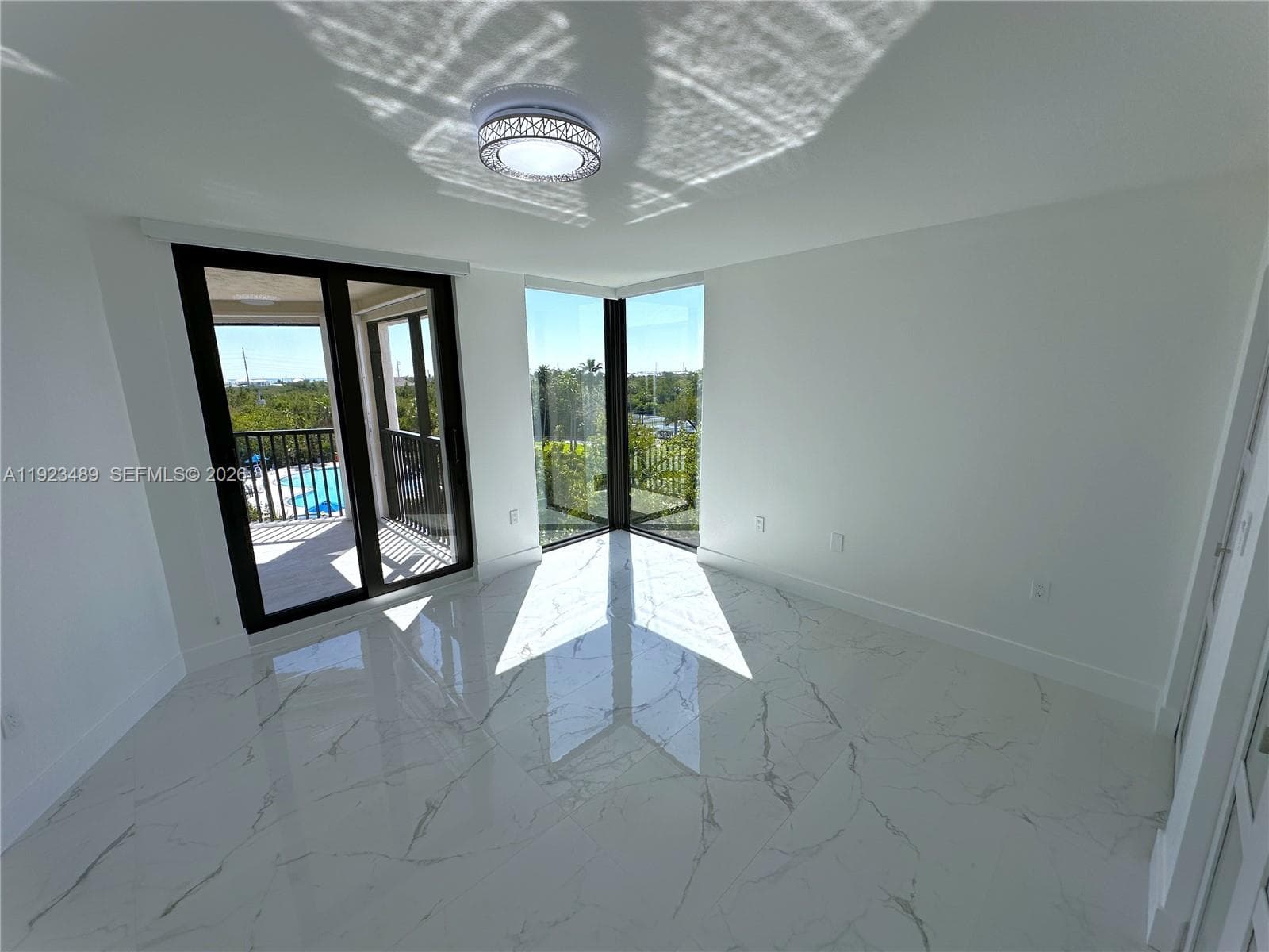 6403 Gulf Of Mexico Blvd 403 photo 18