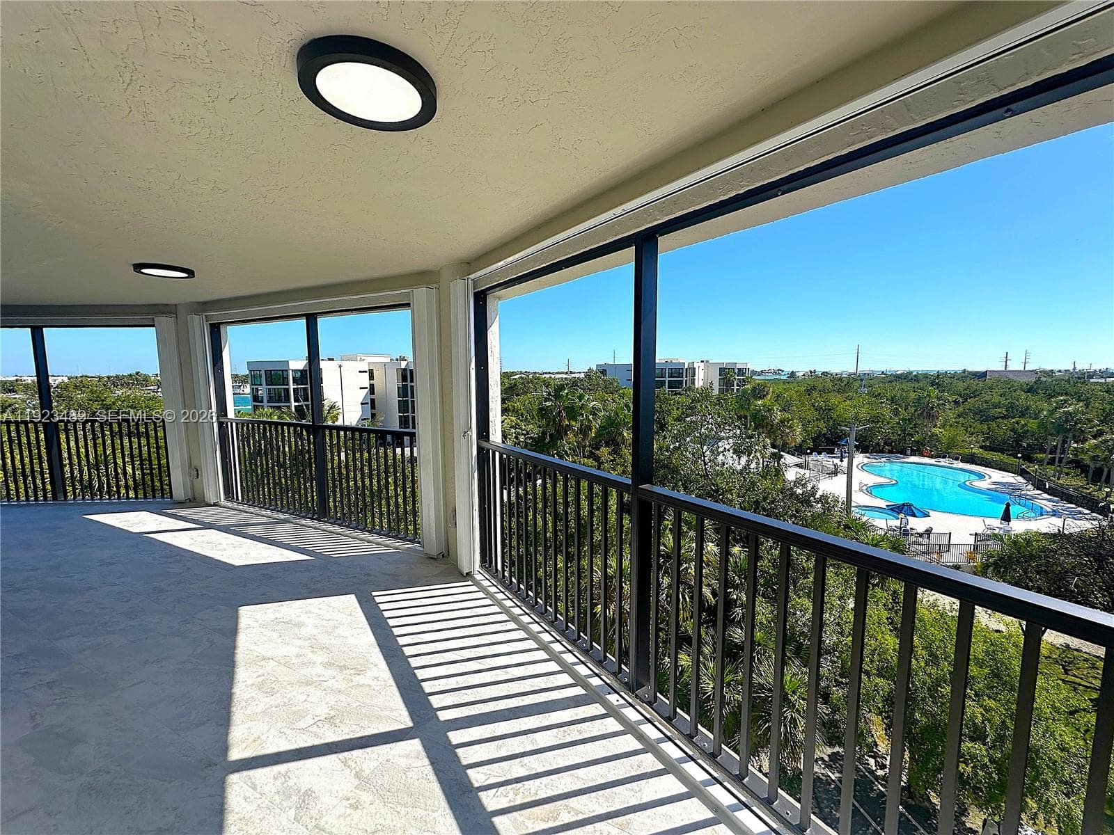 6403 Gulf Of Mexico Blvd 403 photo 8