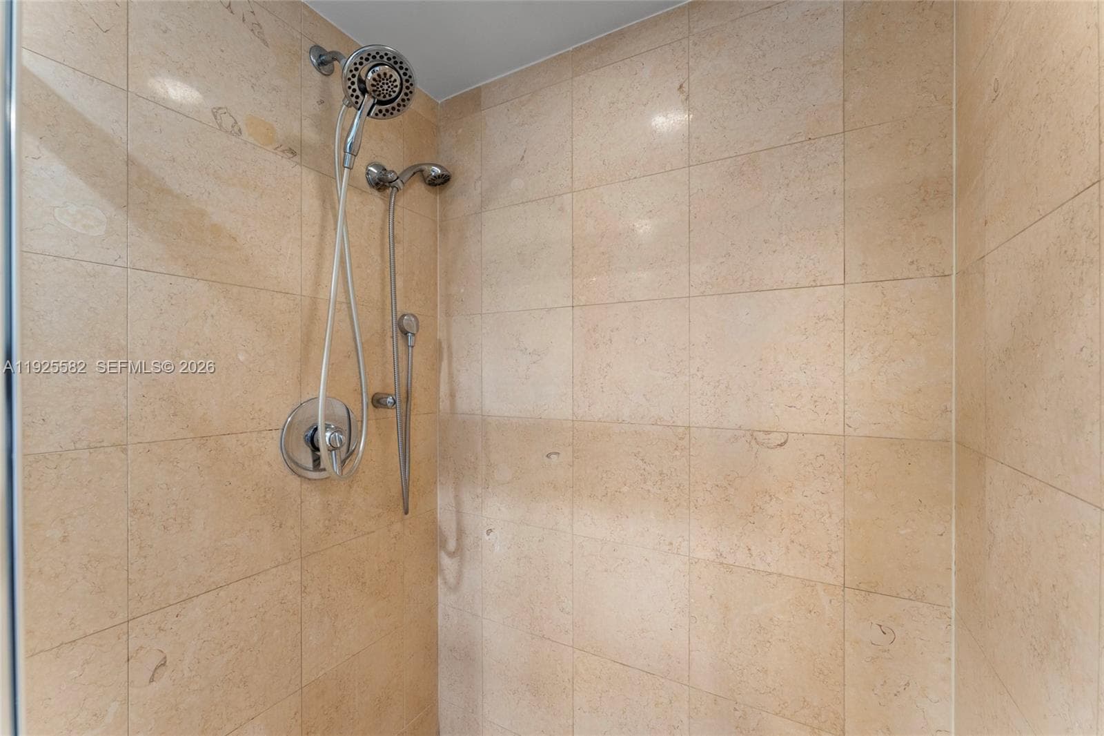 1830 Ocean Dr 1612 photo 18
