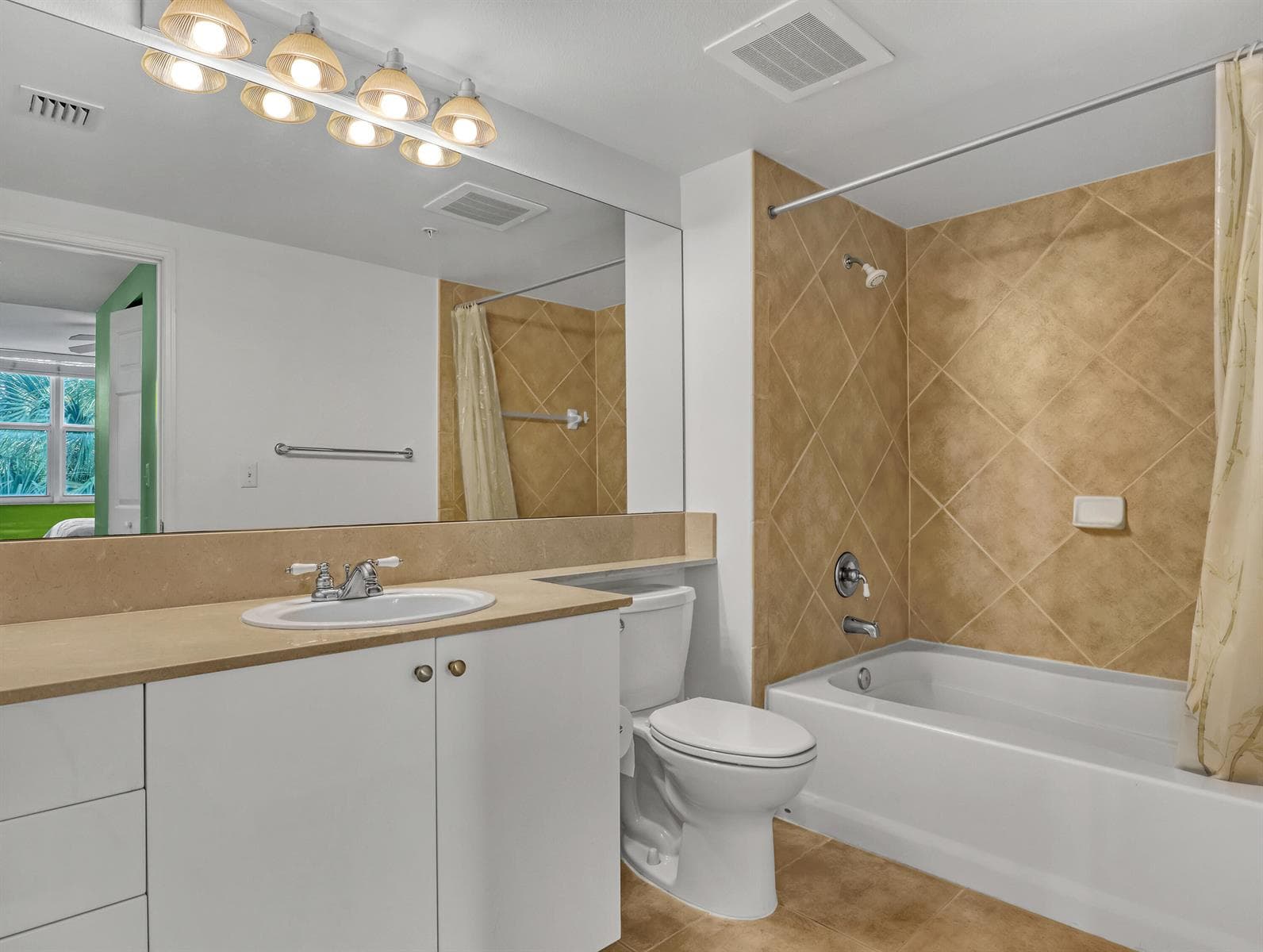700 E Boynton Beach Boulevard 312 photo 23
