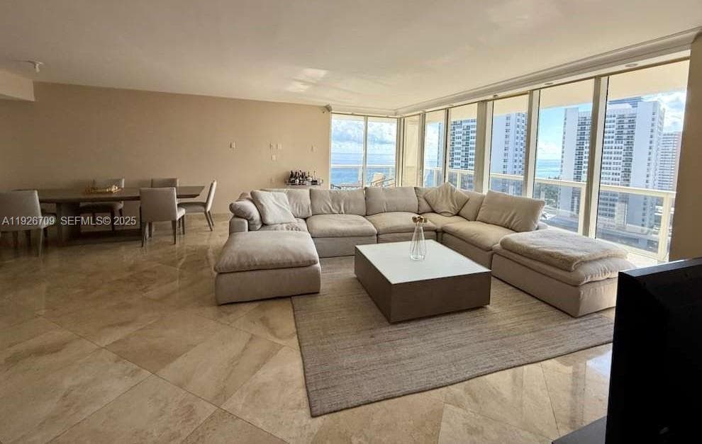 1850 S Ocean Dr 1405 photo 5
