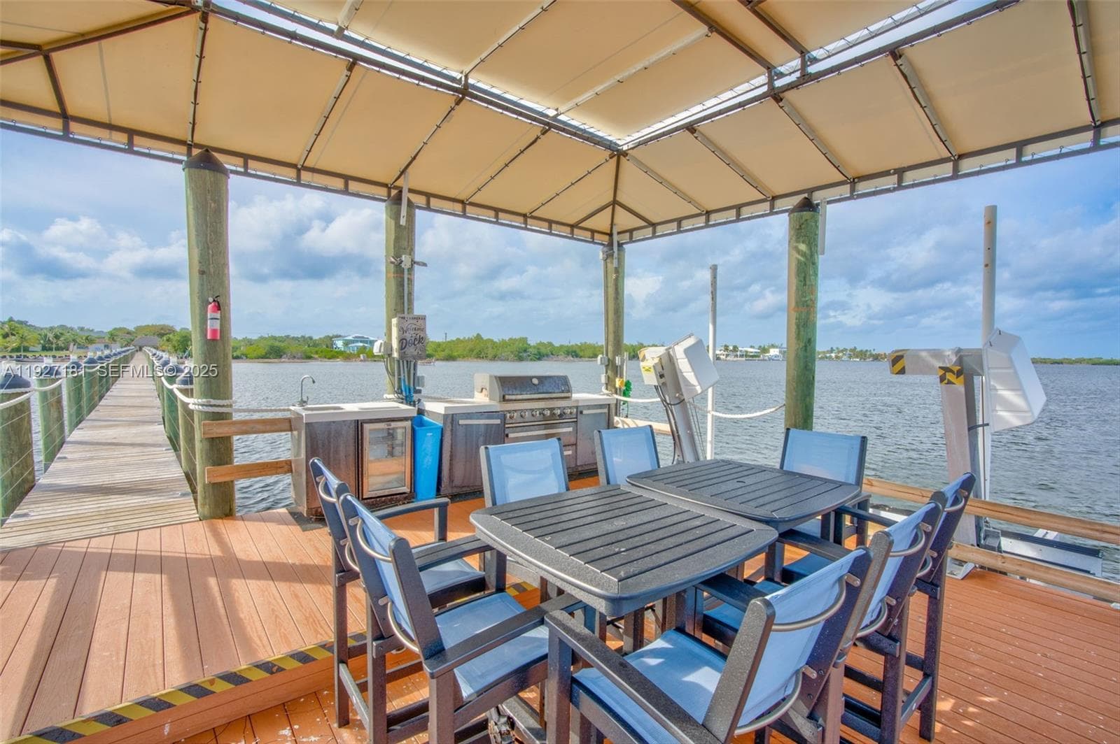 30468 Oleander Blvd photo 8