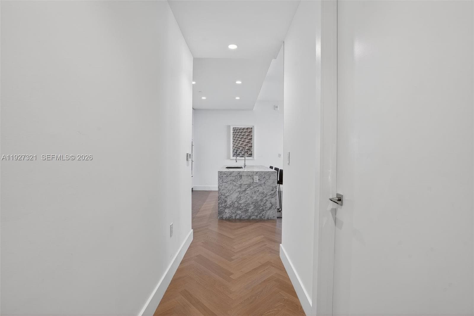 5775 Collins Ave 605 photo 12