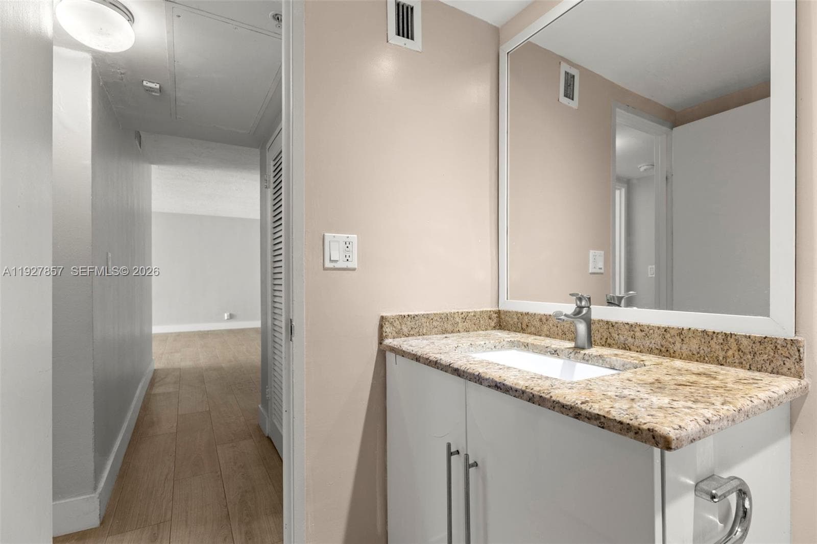 3001 Ocean Dr 1145 photo 20