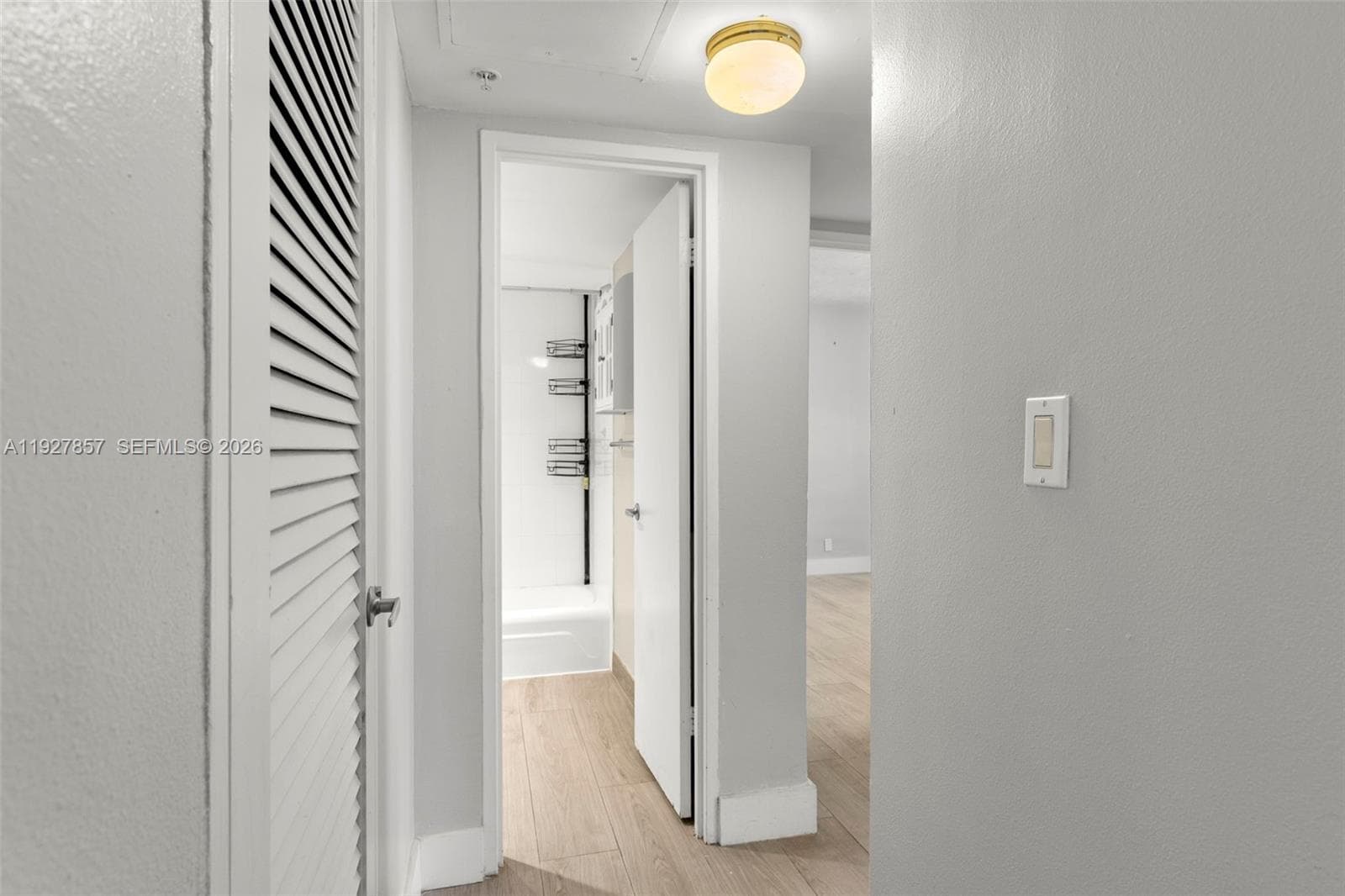 3001 Ocean Dr 1145 photo 15