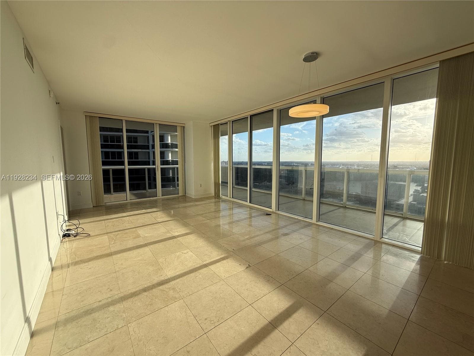 1830 Ocean Dr 3006 photo 12