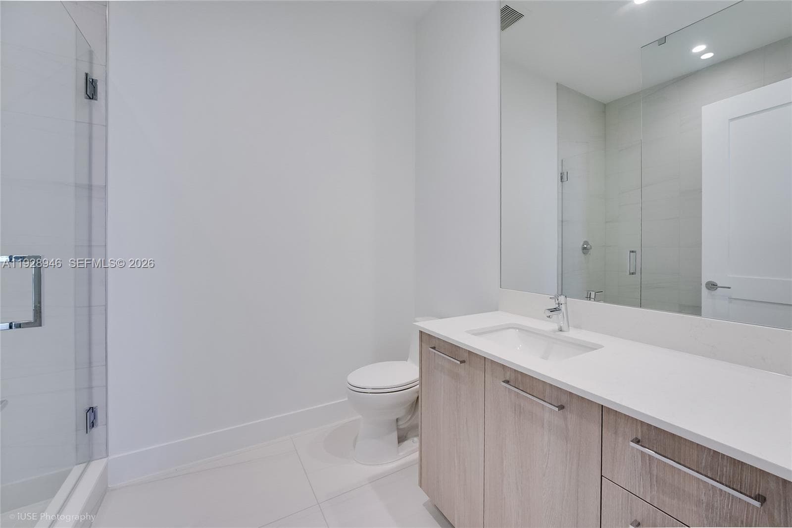 153 Seabreeze Blvd 0401-S photo 16