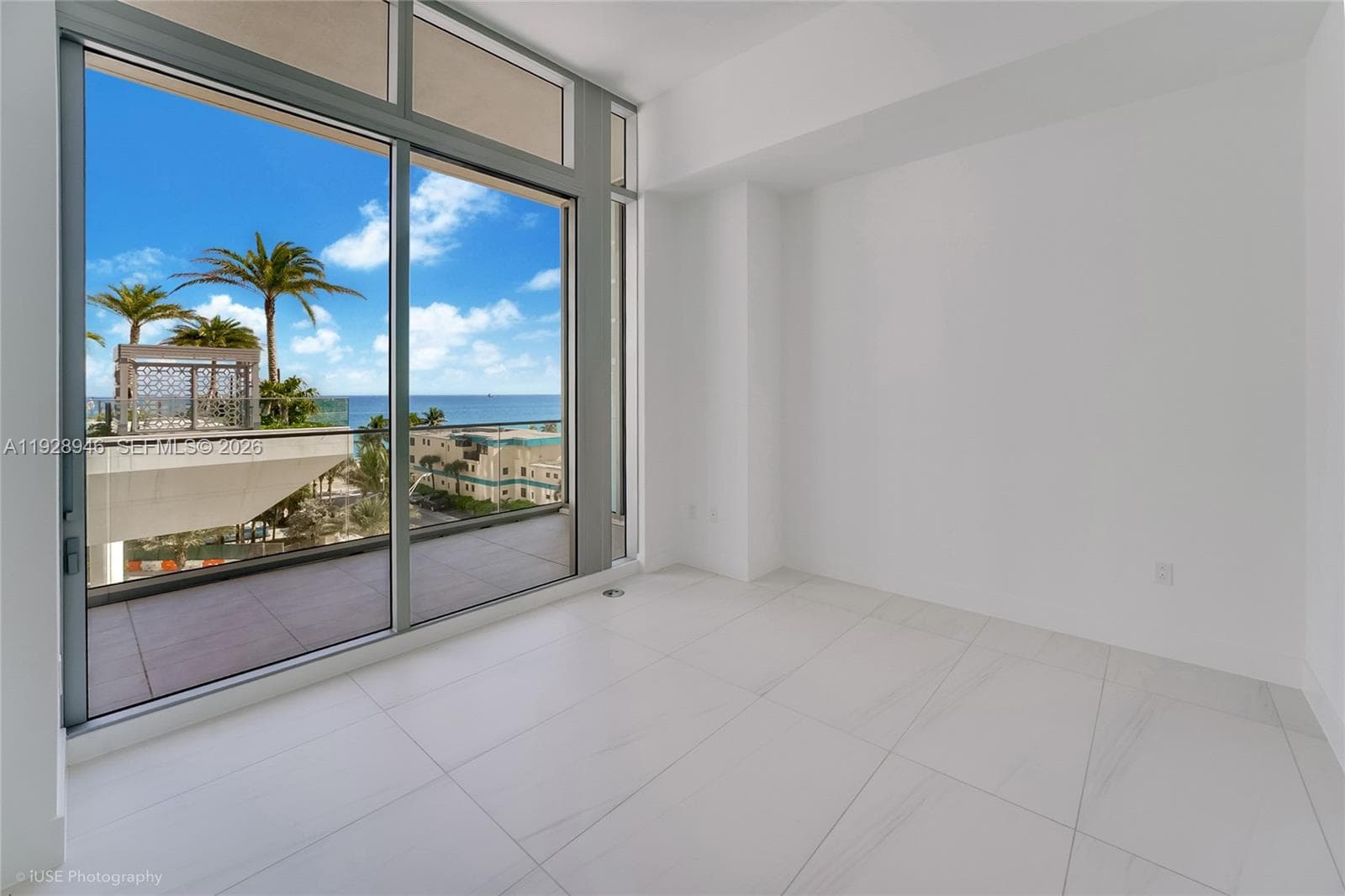 153 Seabreeze Blvd 0401-S photo 18