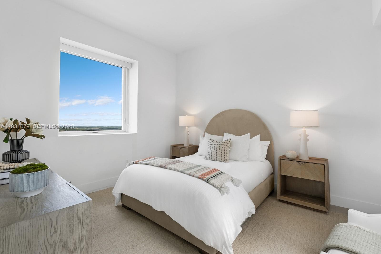 17875 Collins Ave PH5002 photo 13