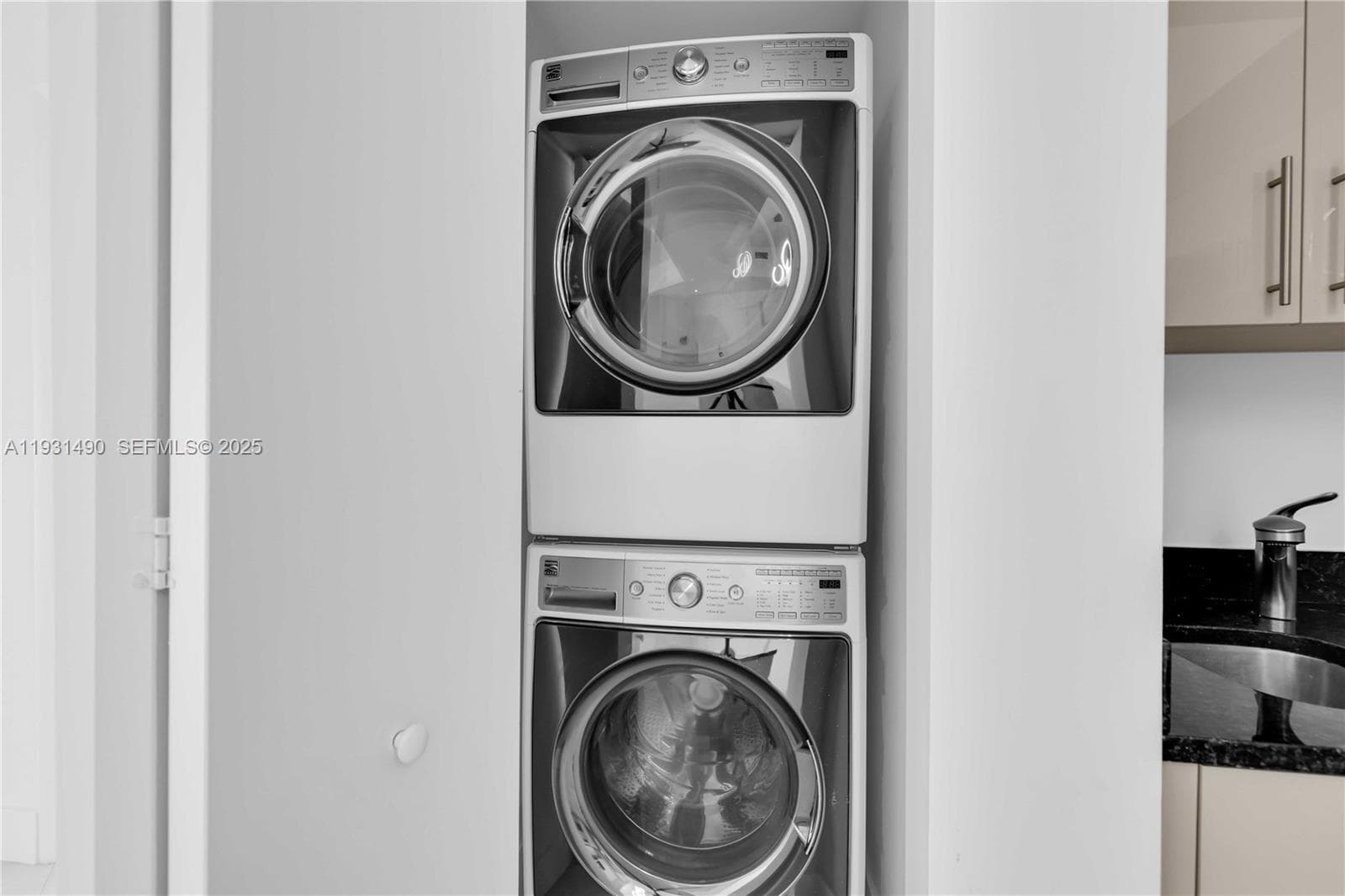 3131 NE 188th St 2-1005 photo 25