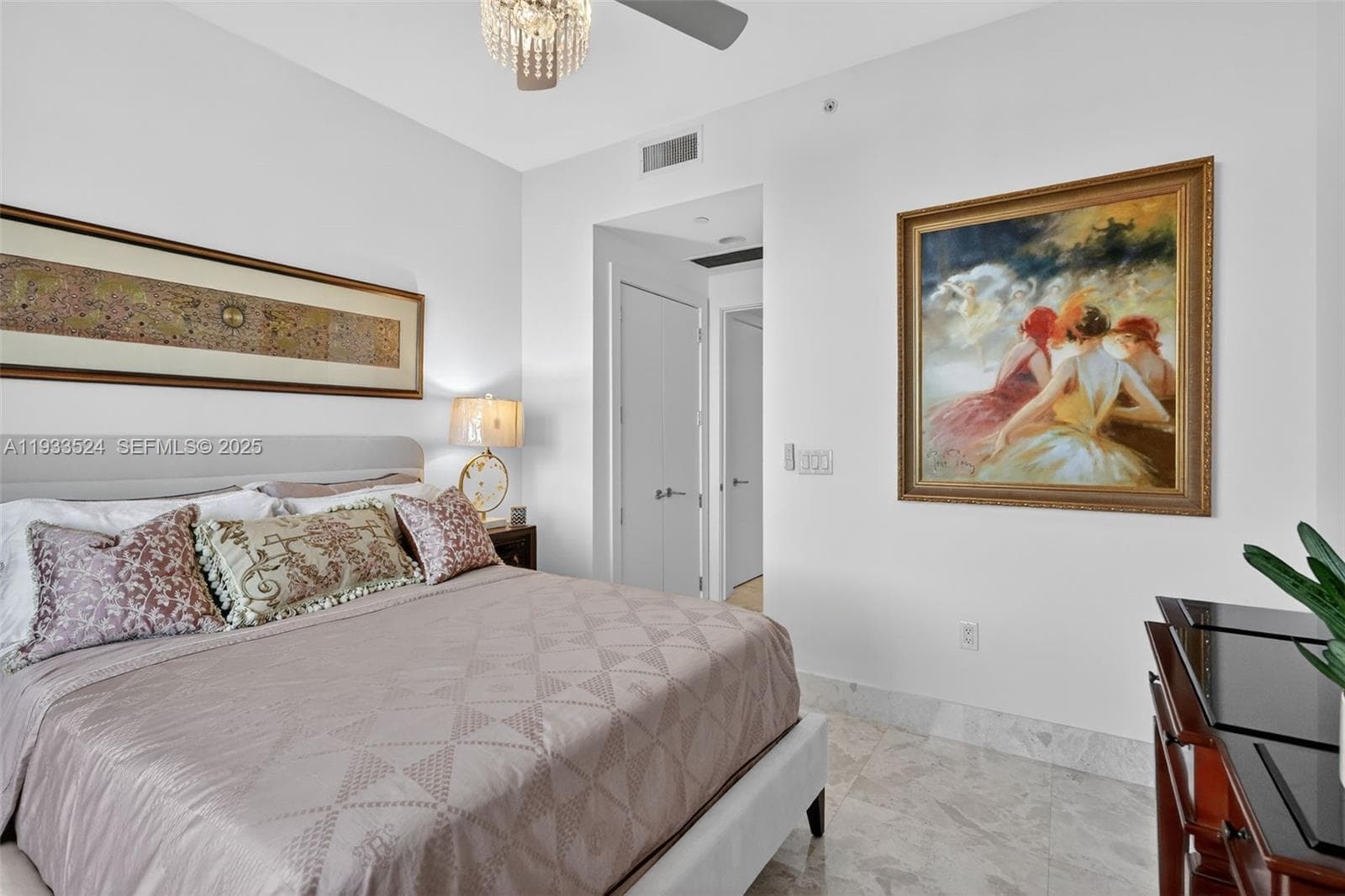 4100 Island Blvd 1403 photo 18