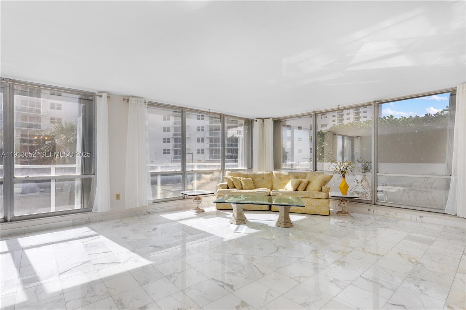 2751 S Ocean Dr 208S photo 2