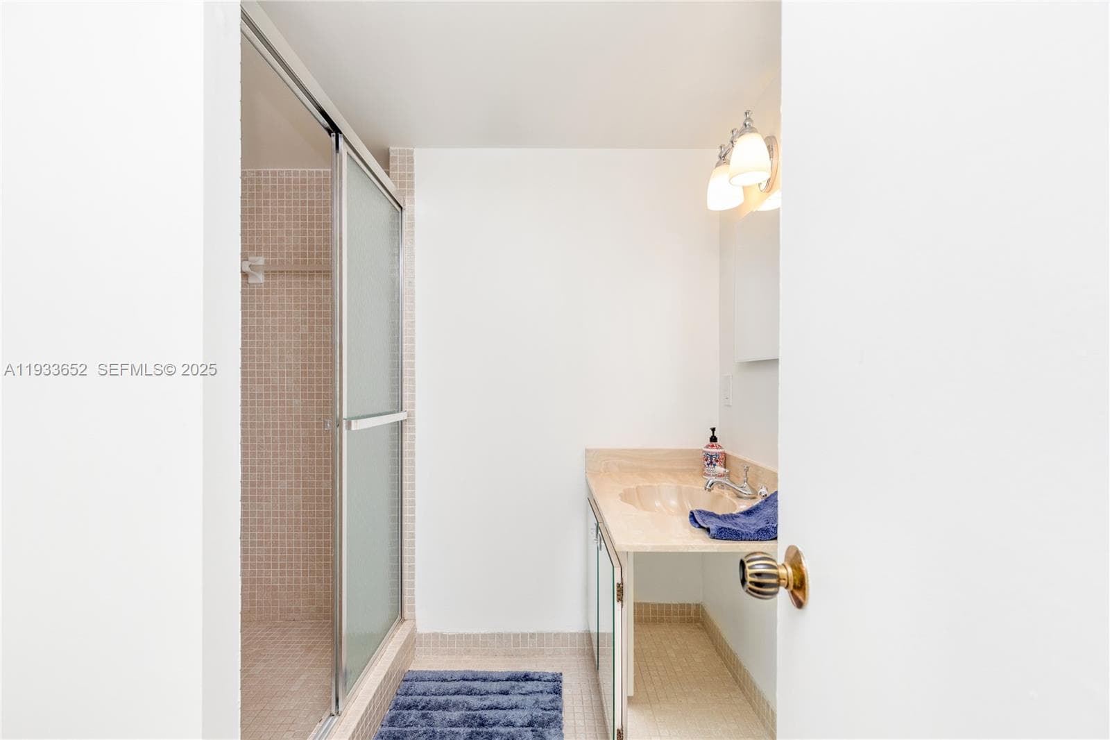2751 S Ocean Dr 208S photo 16
