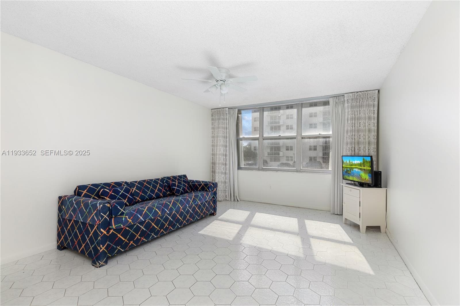 2751 S Ocean Dr 208S photo 14