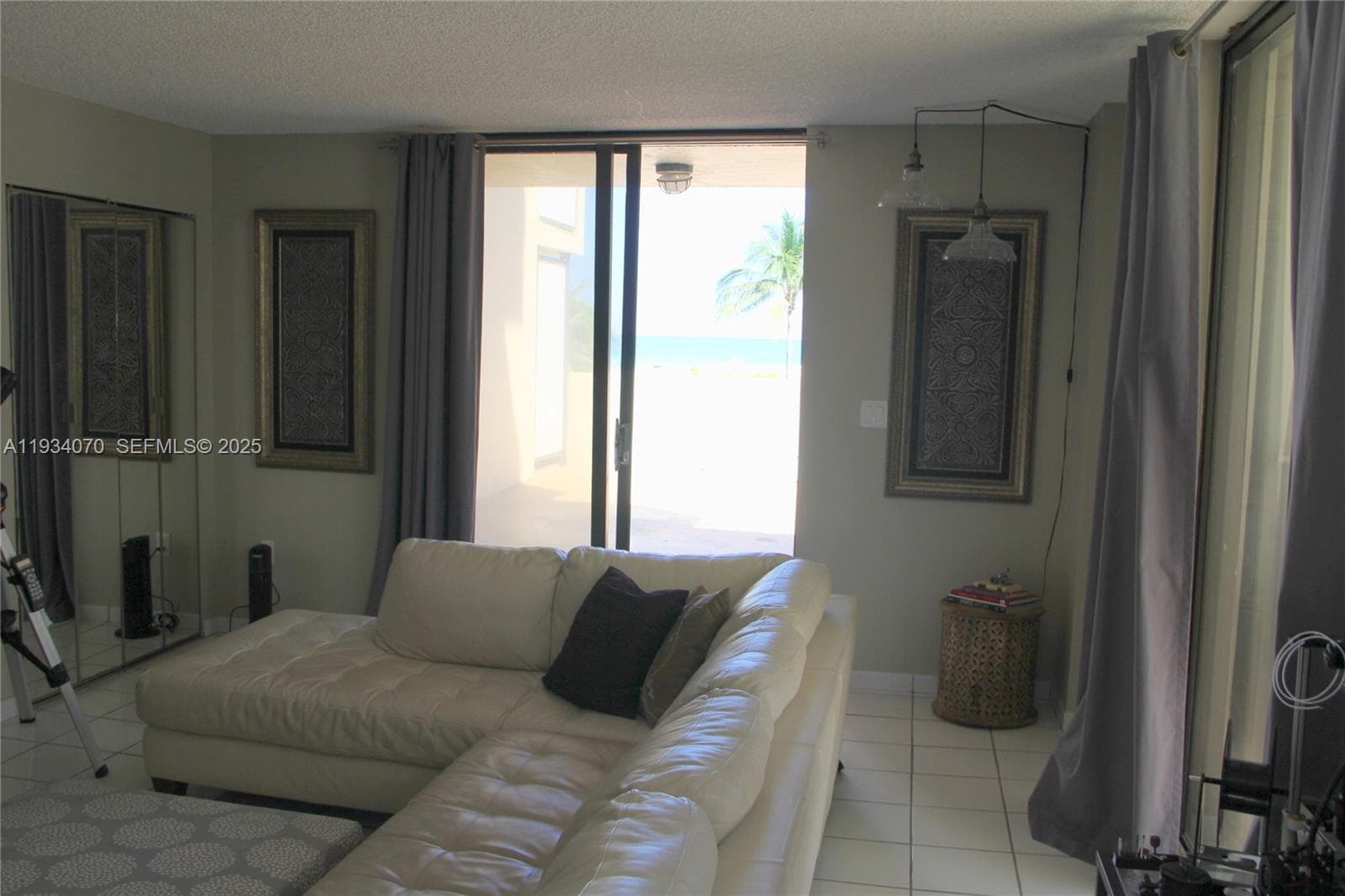 1623 Collins Ave 218 photo 9