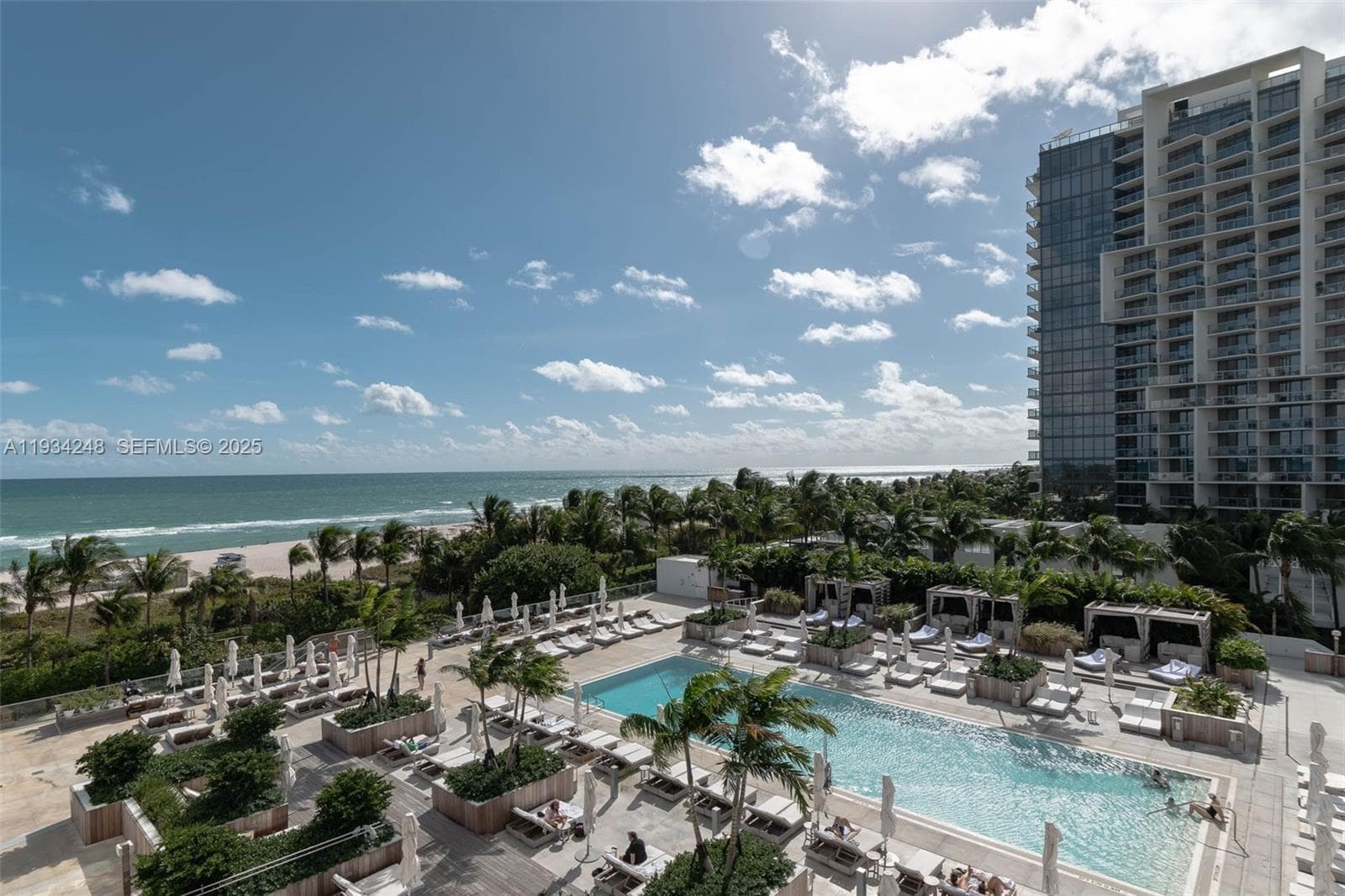 2301 Collins Ave 507 photo 11