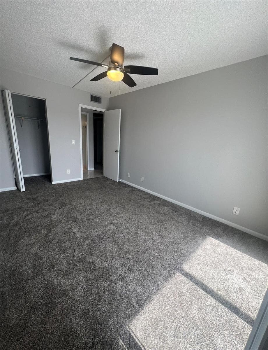 3050 Wolverton C 3050 photo 19
