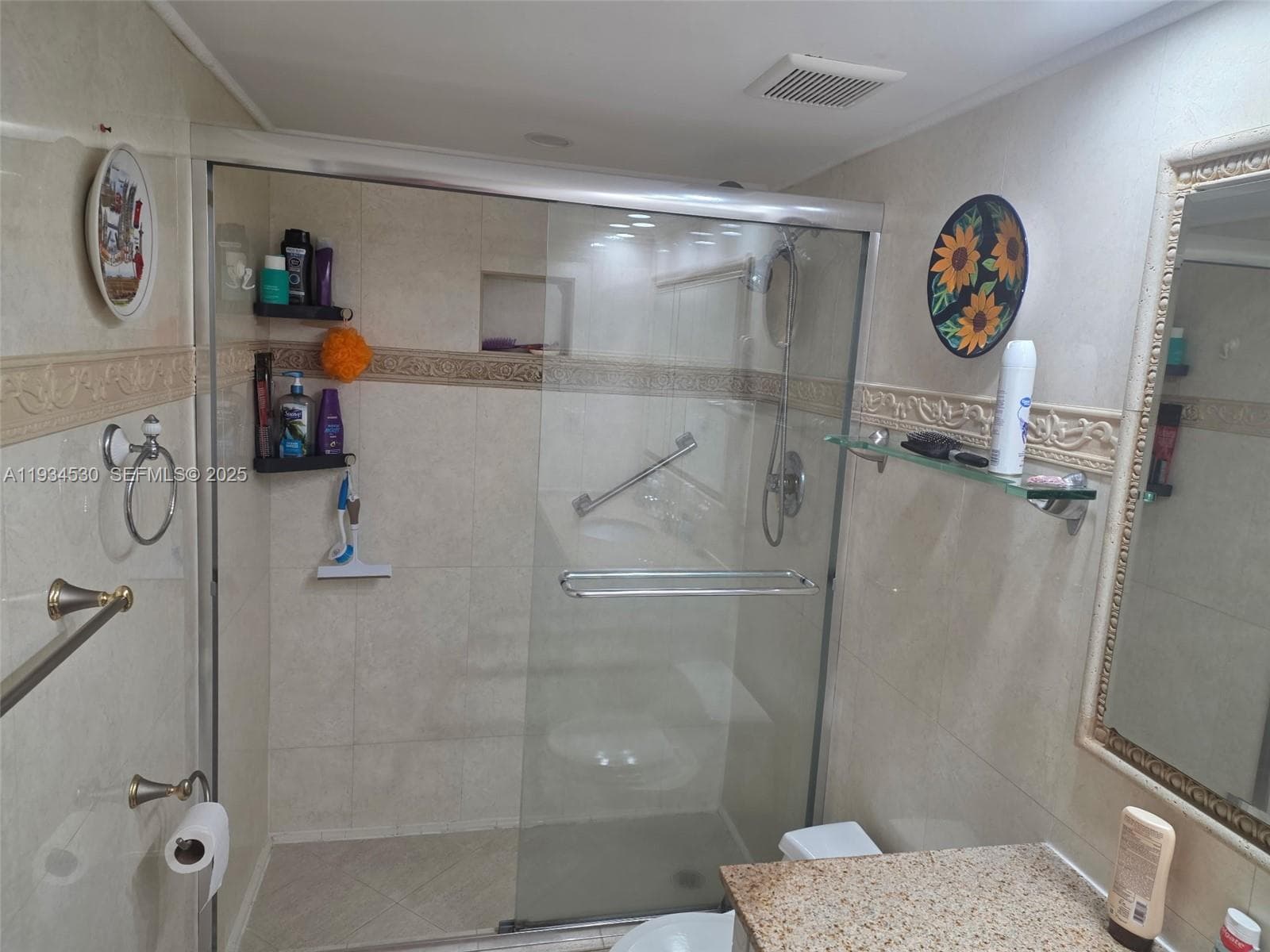 3180 S Ocean Dr 1617 photo 7