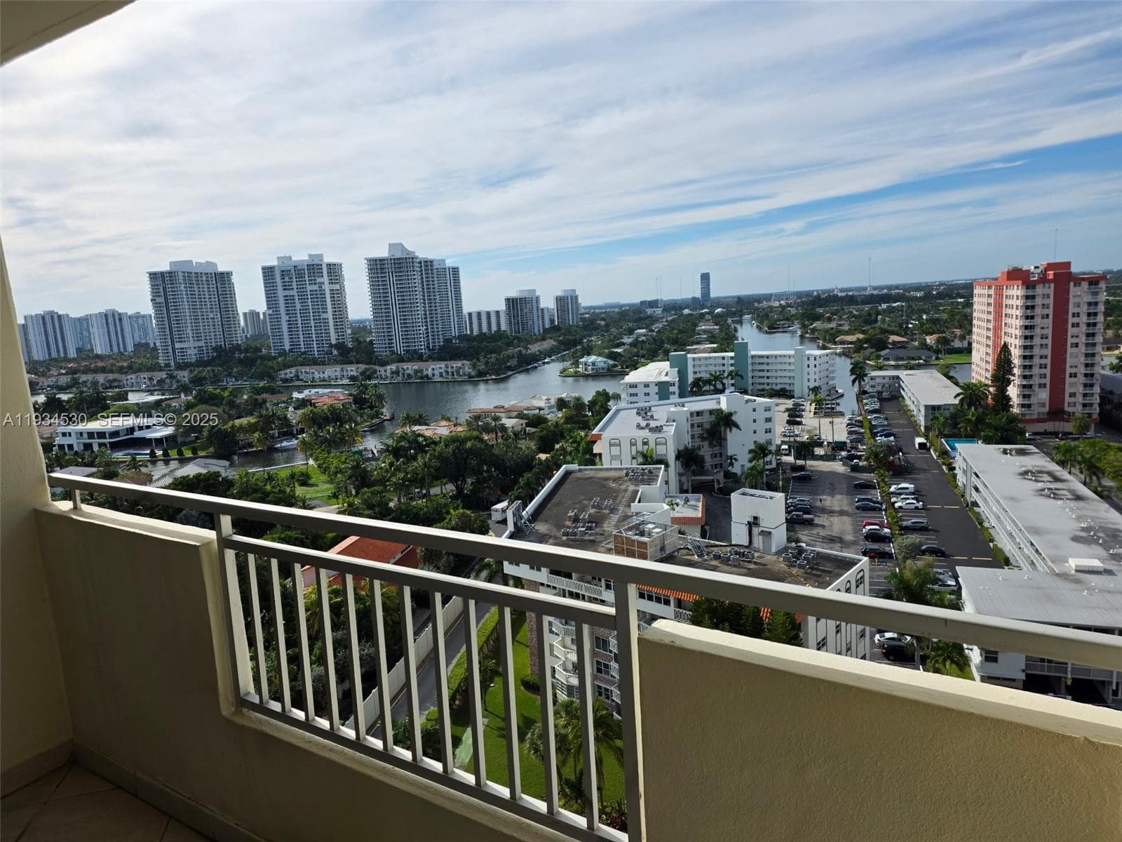 3180 S Ocean Dr 1617 photo 4